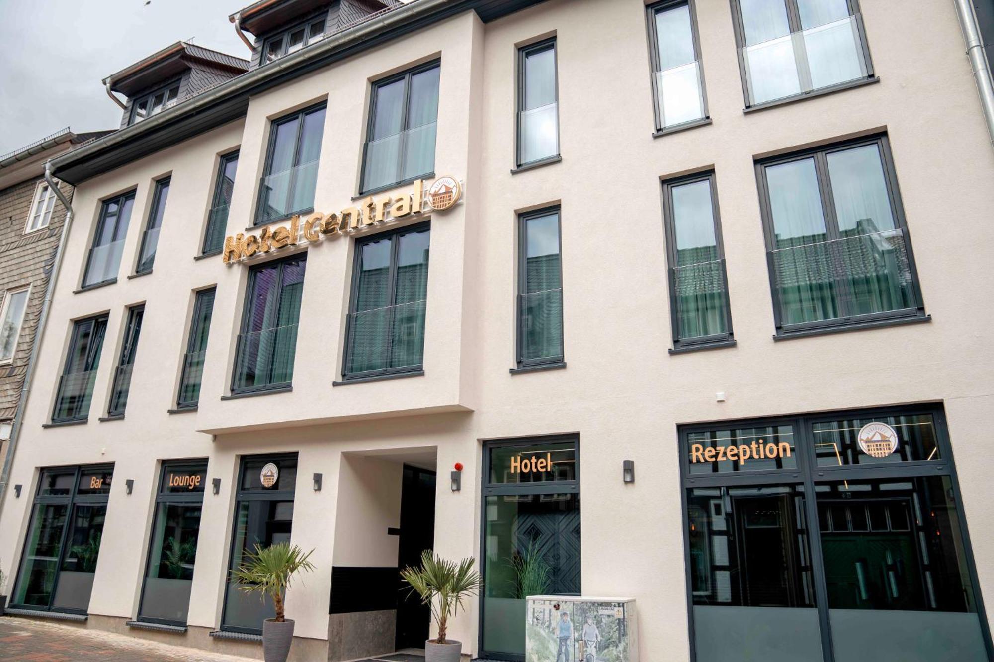 Central Hotel & Lounge Adult Only Гослар Екстериор снимка