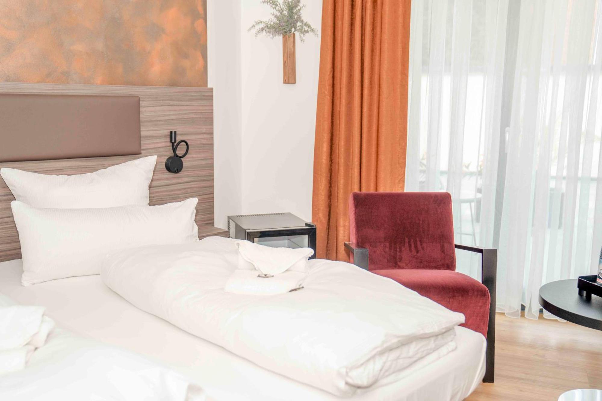 Central Hotel & Lounge Adult Only Гослар Екстериор снимка