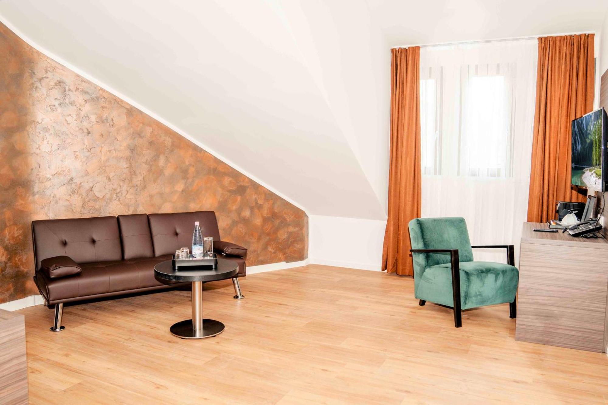 Central Hotel & Lounge Adult Only Гослар Екстериор снимка